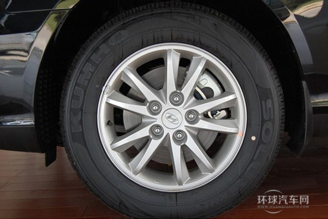 2011款 2.4L 舒適型