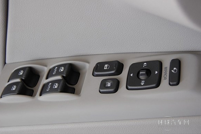 2011款 2.4L 舒適型