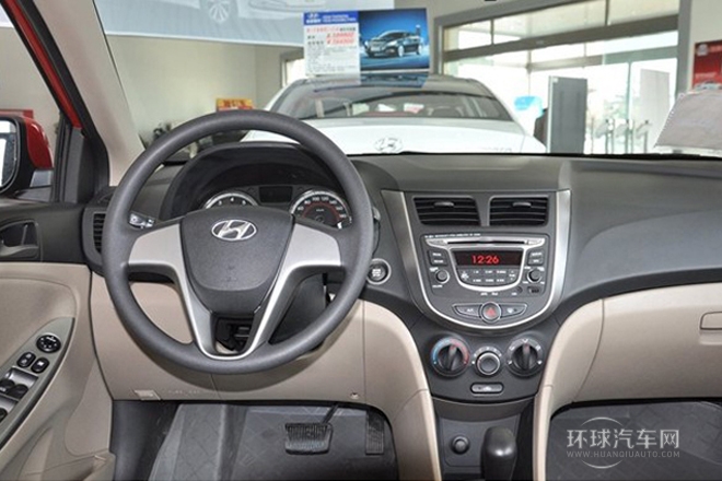 2014款 三廂 1.4L 自動(dòng)領(lǐng)先型GLX