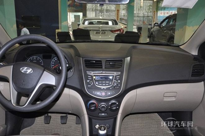 2014款 三廂 1.4L 自動頂級型TOP