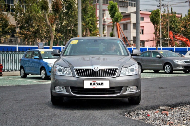 2014款 1.6L 自動逸俊版