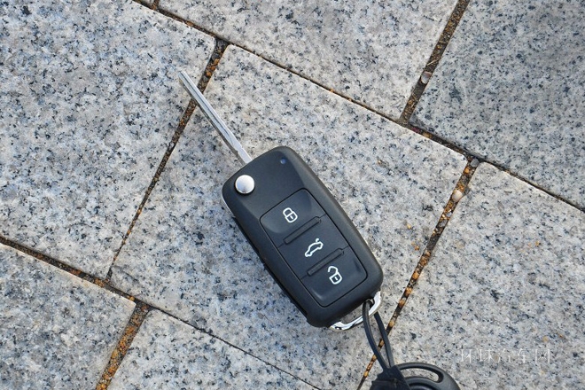 2014款 2.0L 自動逸杰版