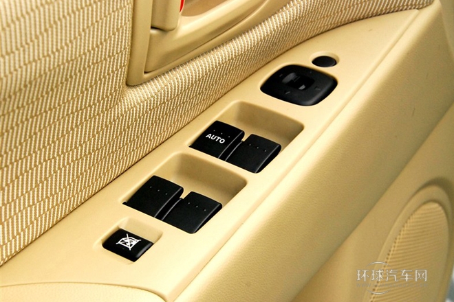 2012款 1.6L 手動經(jīng)典特惠型