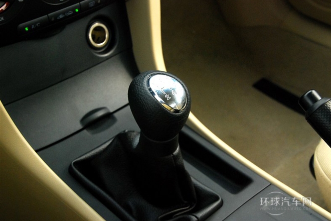 2012款 1.6L 手動經(jīng)典特惠型