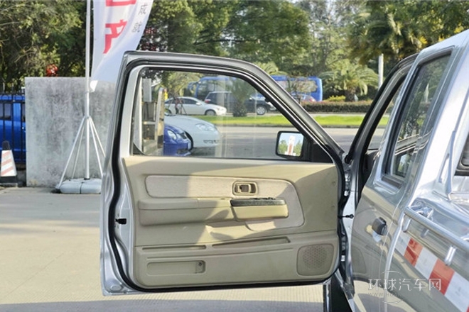 2013款 2.5T柴油兩驅豪華型ZD25TCI