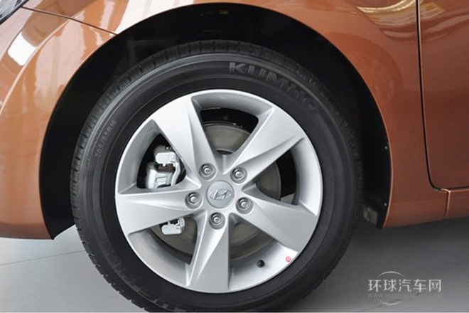 2013款 1.6L 自動領先型