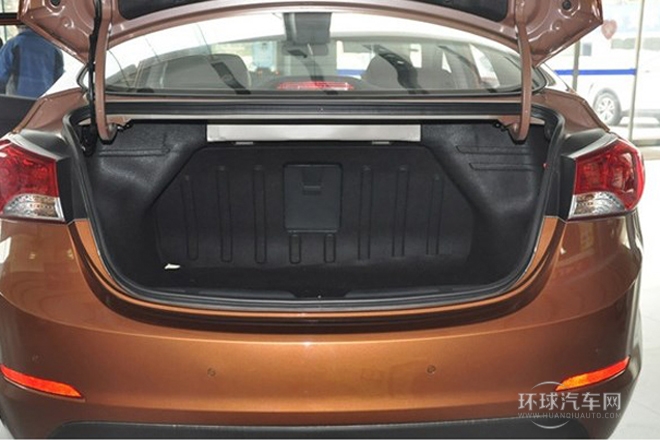 2013款 1.6L 自動領先型