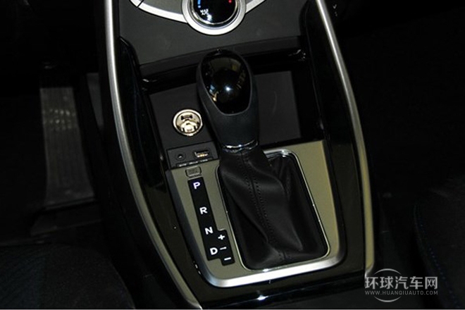 2013款 1.6L 自動領(lǐng)先型