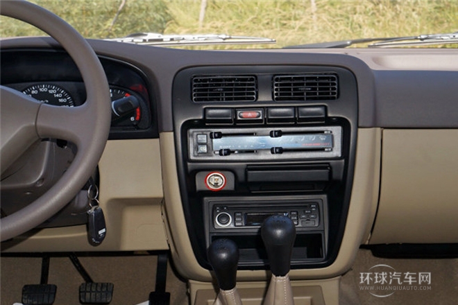 2013款 2.5T柴油兩驅標準型ZD25TCI