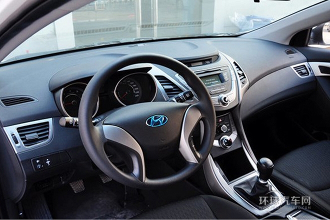 2012款 1.6L 手動時尚型