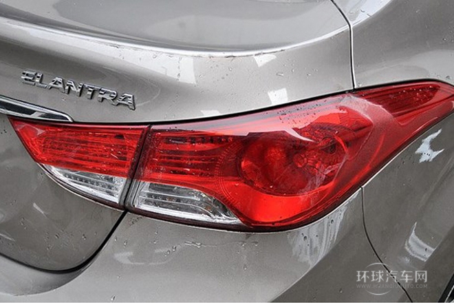 2012款 1.6L 自動時尚型