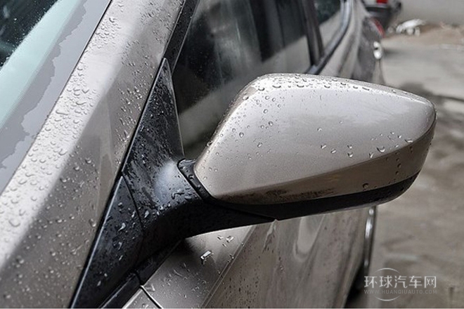 2012款 1.6L 自動時尚型