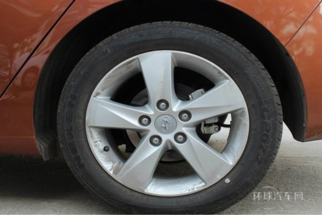 2012款 1.6L 手動領先型