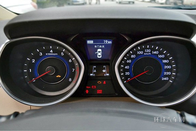 2012款 1.6L 手動領先型