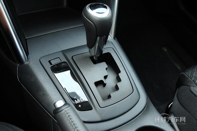 2013款 2.0L 自動(dòng)四驅(qū)精英型