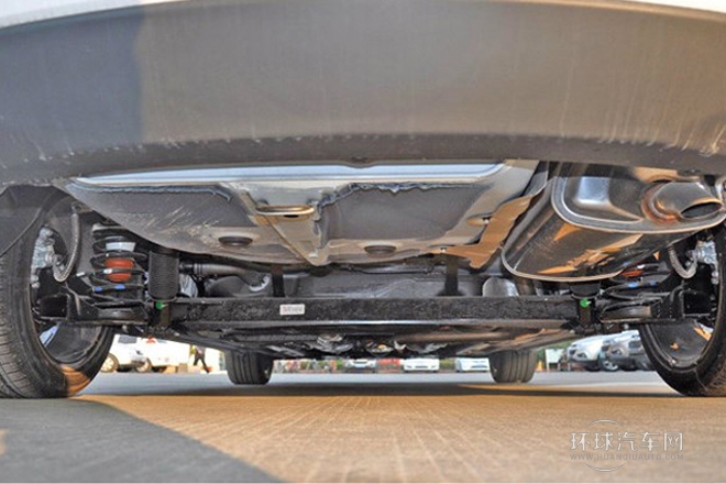 2012款 1.8L 手動尊貴型