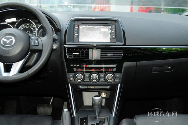 2013款 2.0L 自動(dòng)四驅(qū)尊貴型