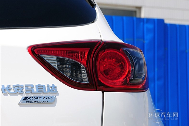 2013款 2.0L 自動四驅(qū)尊貴型