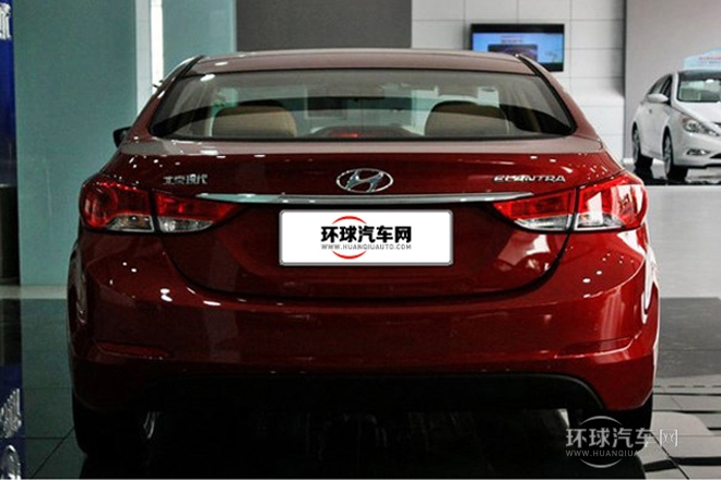 2012款 1.8L 自動(dòng)尊貴型