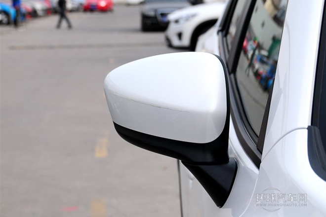 2013款 2.5L 自動四驅豪華型