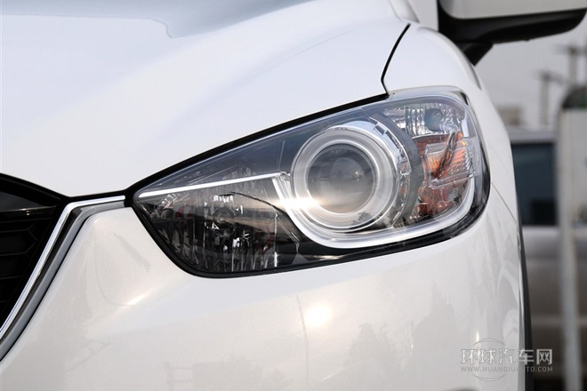 2013款 2.5L 自動(dòng)四驅(qū)豪華型