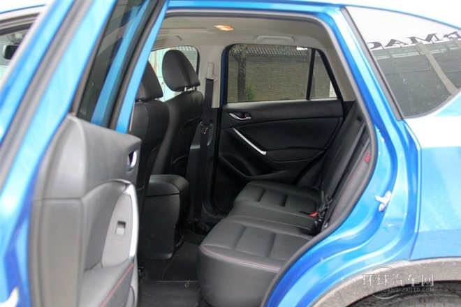 2013款 2.5L 自動四驅(qū)旗艦型