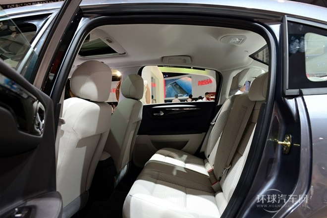 2014款 1.6L 自動(dòng)車載互聯(lián)版