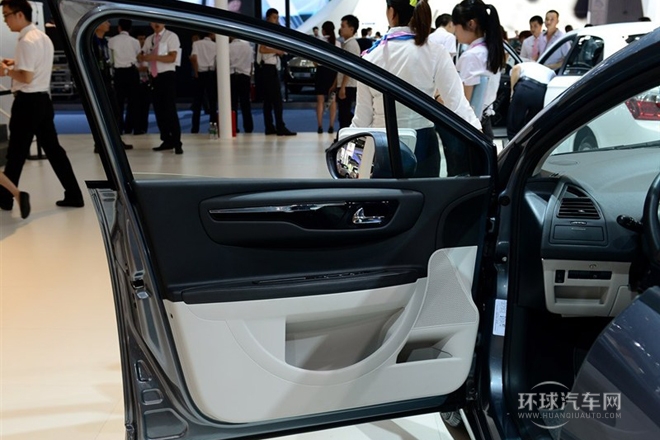 2014款 1.6L 自動(dòng)車載互聯(lián)版