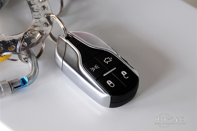 Ghibli 2014款 3.0T 標準版