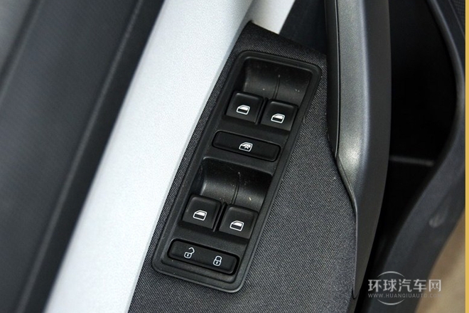 2013款 1.4L 手動智選型