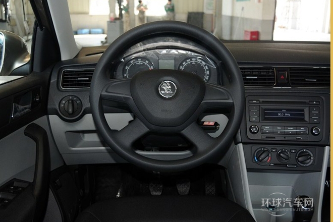 2013款 1.4L 手動智選型