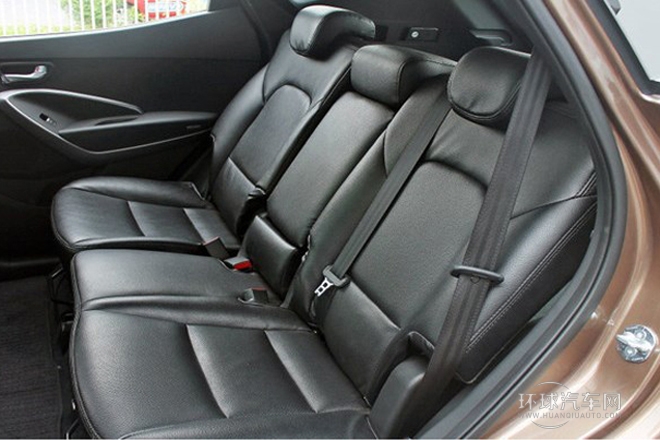 2013款 2.4L 手動兩驅舒適型