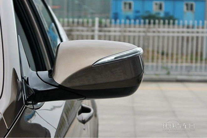 2013款 2.4L 手動兩驅舒適型