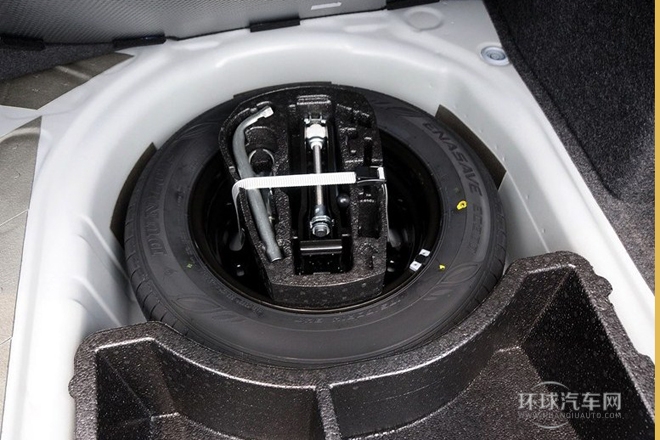 2013款 1.6L 手動樂選型