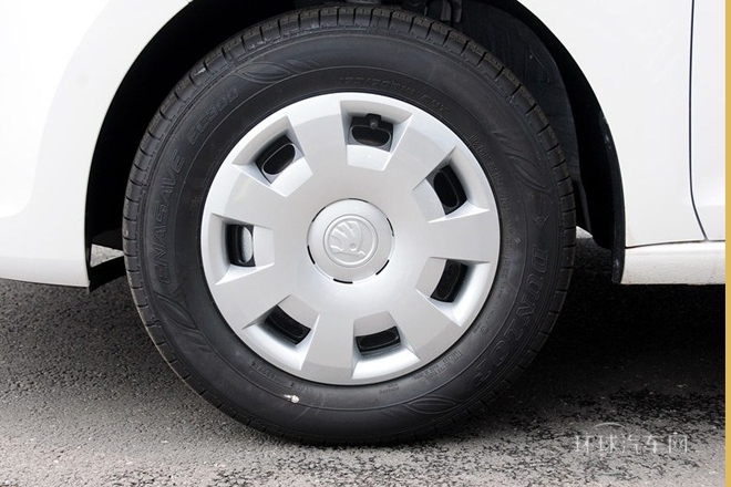 2013款 1.6L 手動樂選型