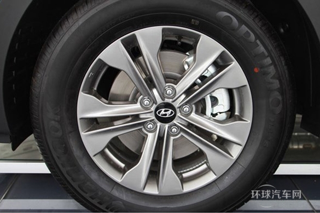 2013款 2.4L 自動兩驅舒適型