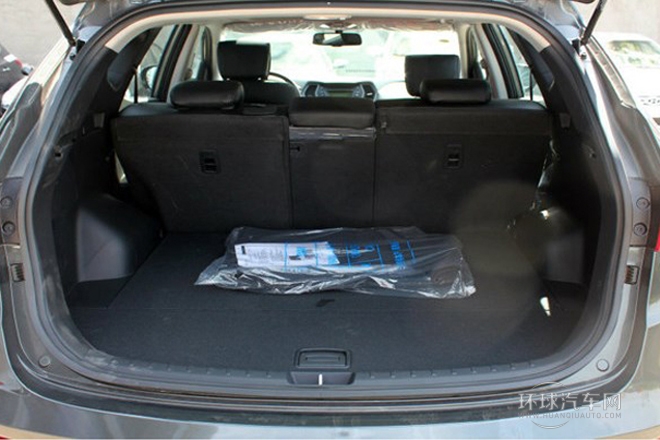 2013款 2.4L 自動兩驅舒適型