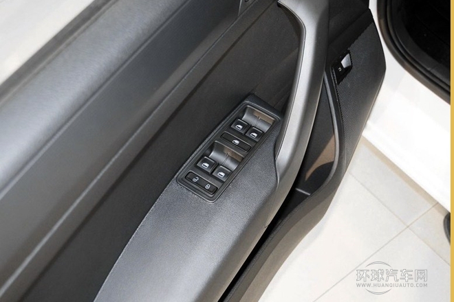 2013款 1.6L 自動樂選型