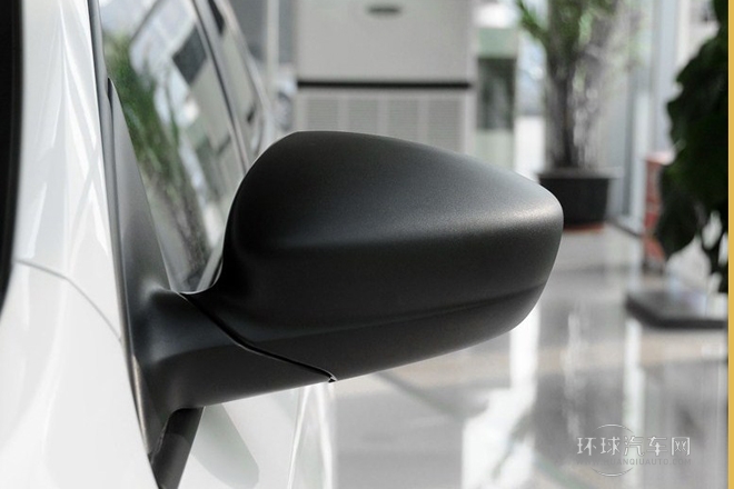 2013款 1.6L 自動樂選型