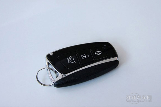 2013款 2.4L 自動(dòng)四驅(qū)舒適型