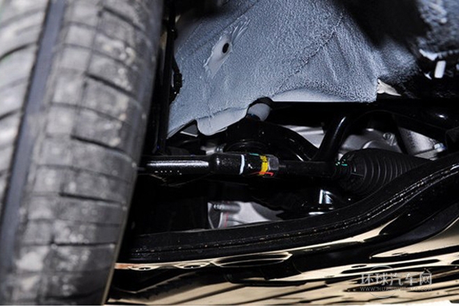 2013款 2.4L 自動(dòng)四驅(qū)舒適型