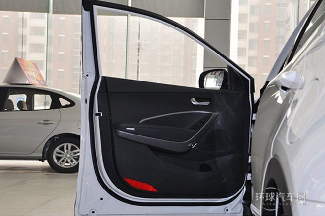 2013款 2.4L 自動四驅(qū)舒適型