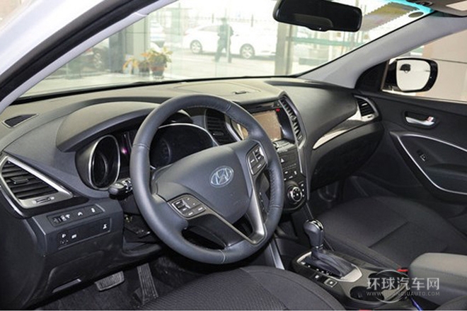 2013款 2.4L 自動(dòng)四驅(qū)舒適型