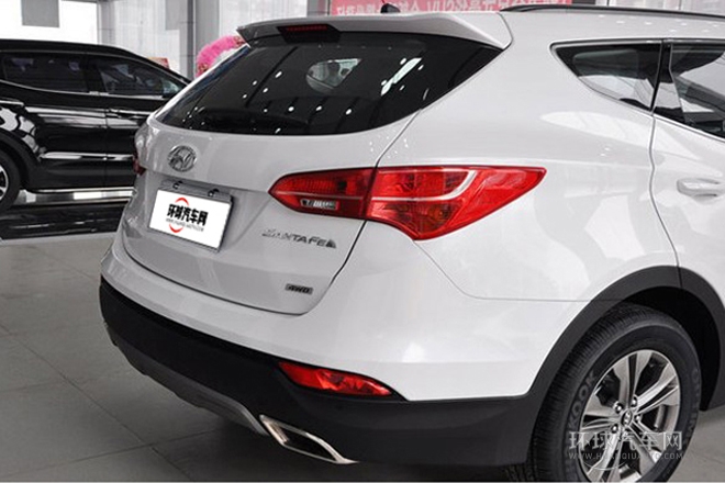 2013款 2.4L 自動(dòng)四驅(qū)舒適型