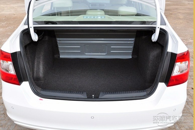 2013款 1.6L 自動智選型