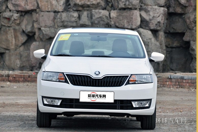 2013款 1.6L 自動智選型