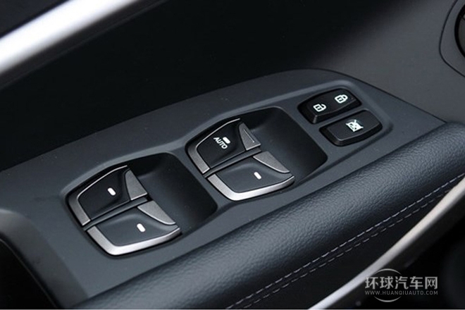 2013款 改款 2.4L 自動四驅(qū)智能型