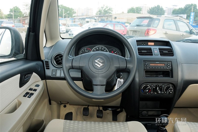 2012款 1.6L 自動實用升級版