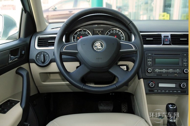 2013款 1.6L 自動優選型