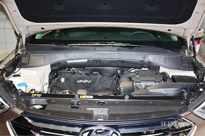 2013款 改款 2.4L 自動四驅(qū)尊貴型